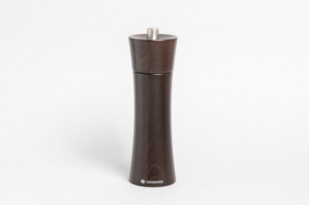 Zassenhaus "Frankfurt Pepper Mill WEN" (manufacturer's suggested retail price 9350 yen). Made in Germany, diameter about 58 x height about 180 mm, stepless free adjustment, ceramic grinder, beach wood material